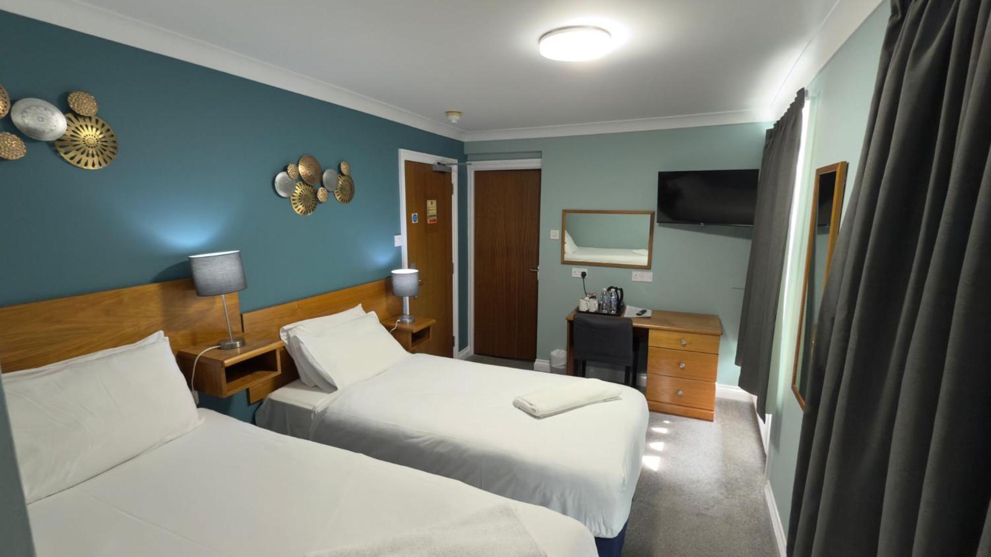 The Terrace Lodge Hotel Йовіл Екстер'єр фото