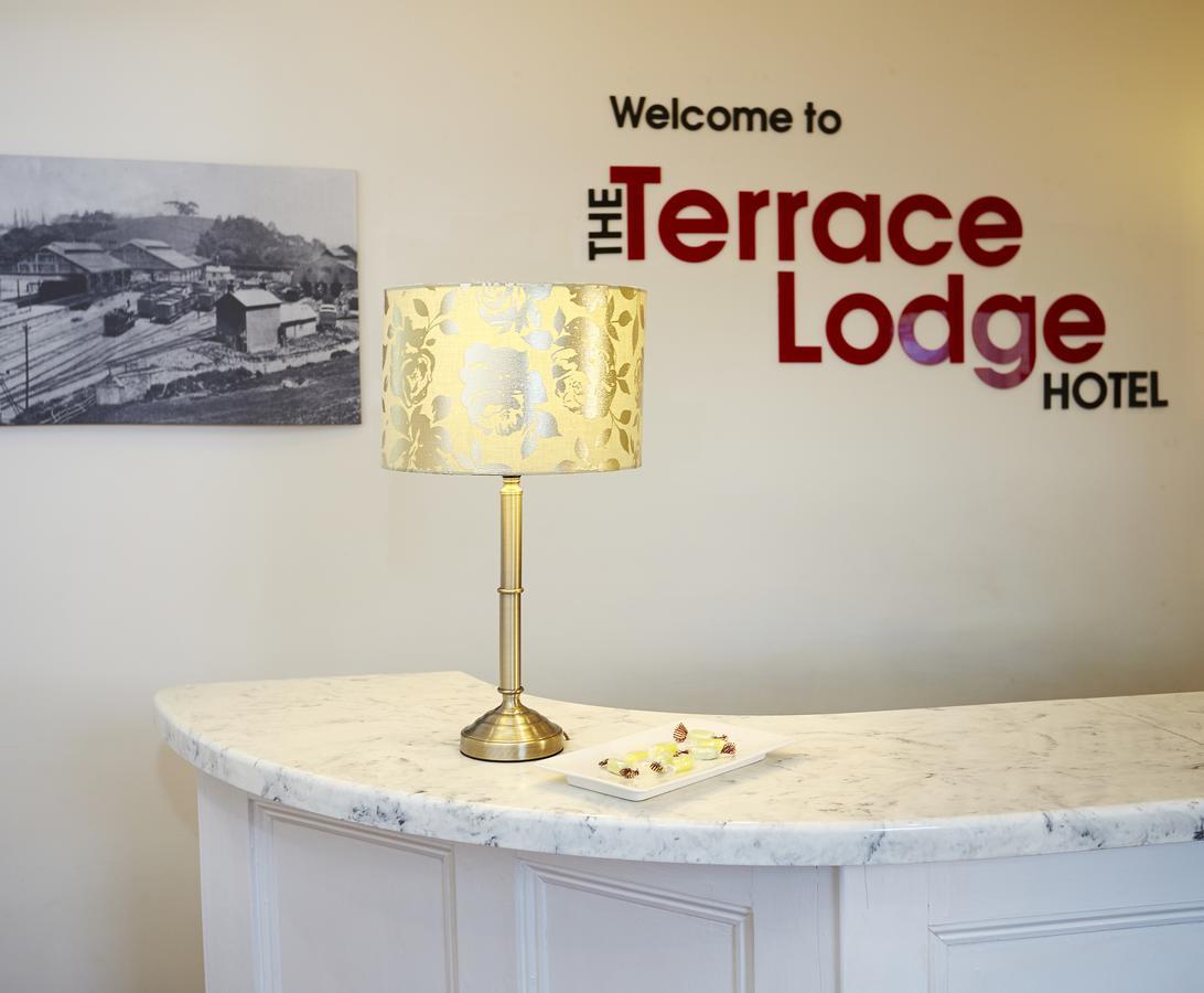 The Terrace Lodge Hotel Йовіл Екстер'єр фото