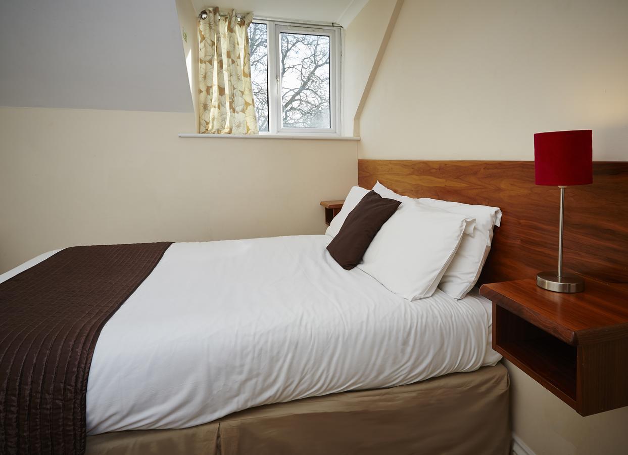 The Terrace Lodge Hotel Йовіл Екстер'єр фото